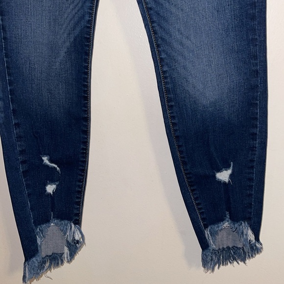 🌹KANCAN SKINNY JEANS - Picture 3 of 8